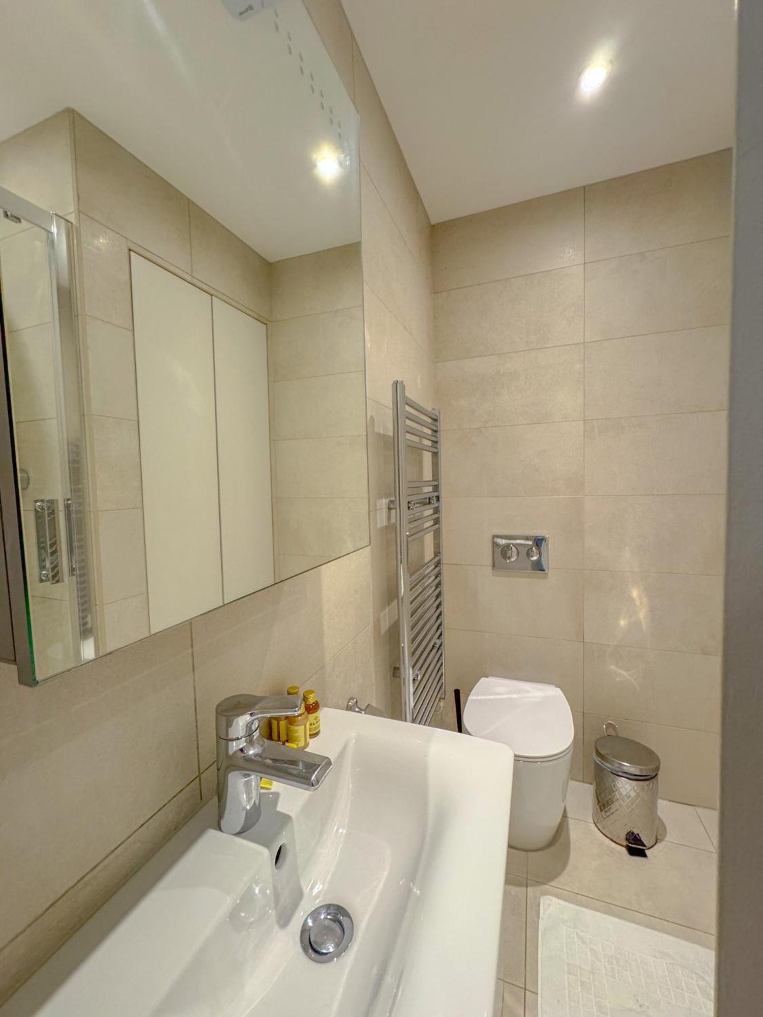 Whitfield Street Apartments London Exterior photo
